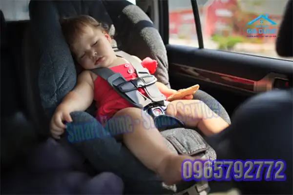 Ghế ngồi ô tô cho bé Con Cưng
