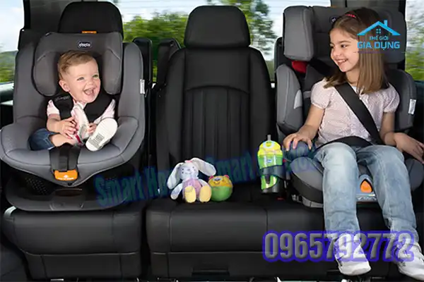 Trẻ em dưới 10 tuổi ngồi ghế trước phạt bao nhiêu?