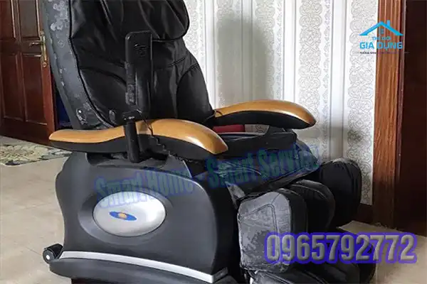 Thay da ghế massage tại nhà giá rẻ