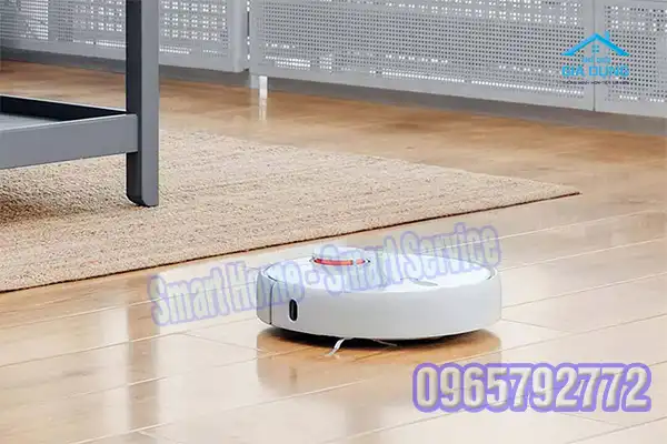 Robot hút bụi Xiaomi đang chạy bị tắt