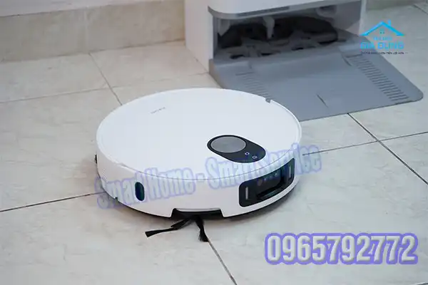 Robot hút bụi Xiaomi đang chạy bị tắt